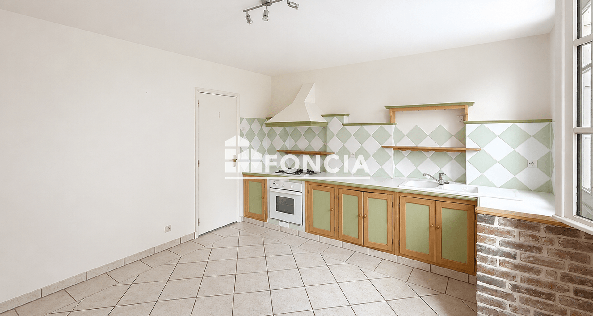 Maison 6 pièces (102 m²) à vendre - Lisieux (14100)