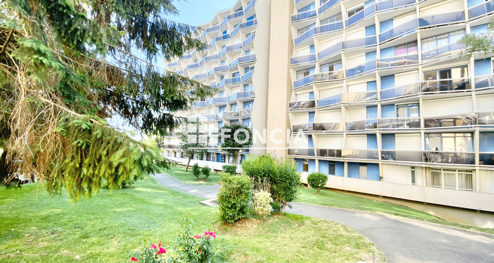 Studio (32 m²) à vendre - Plaisir (78370)