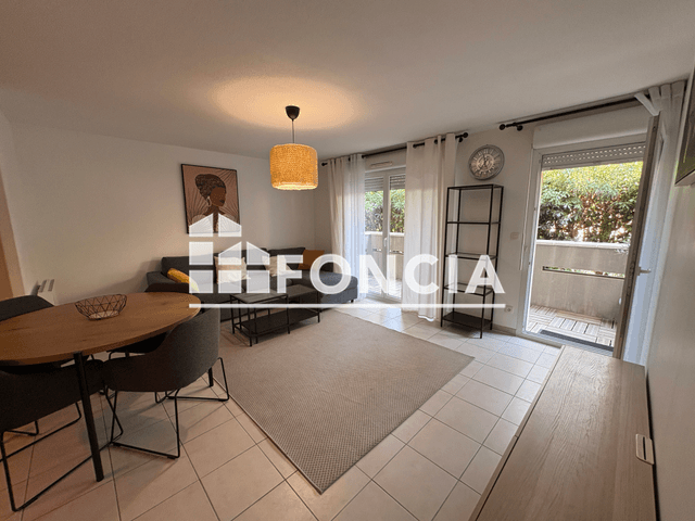 Appartement meublé 2 pièces (47.15 m²) à louer - Nimes (30000)