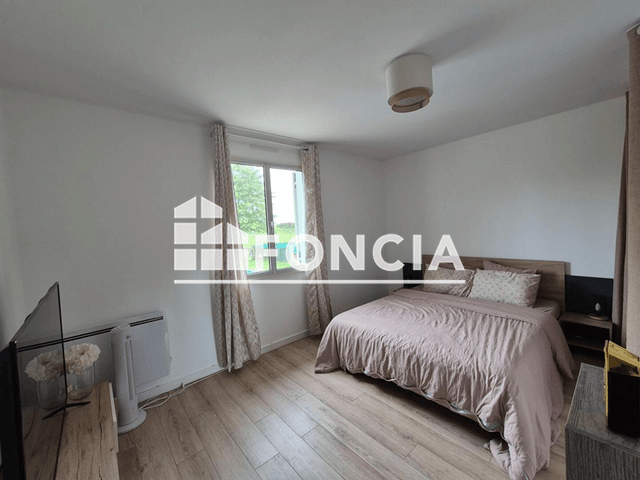 Maison 3 pièces (74.14 m²) à louer - Auzouer-en-touraine (37110)