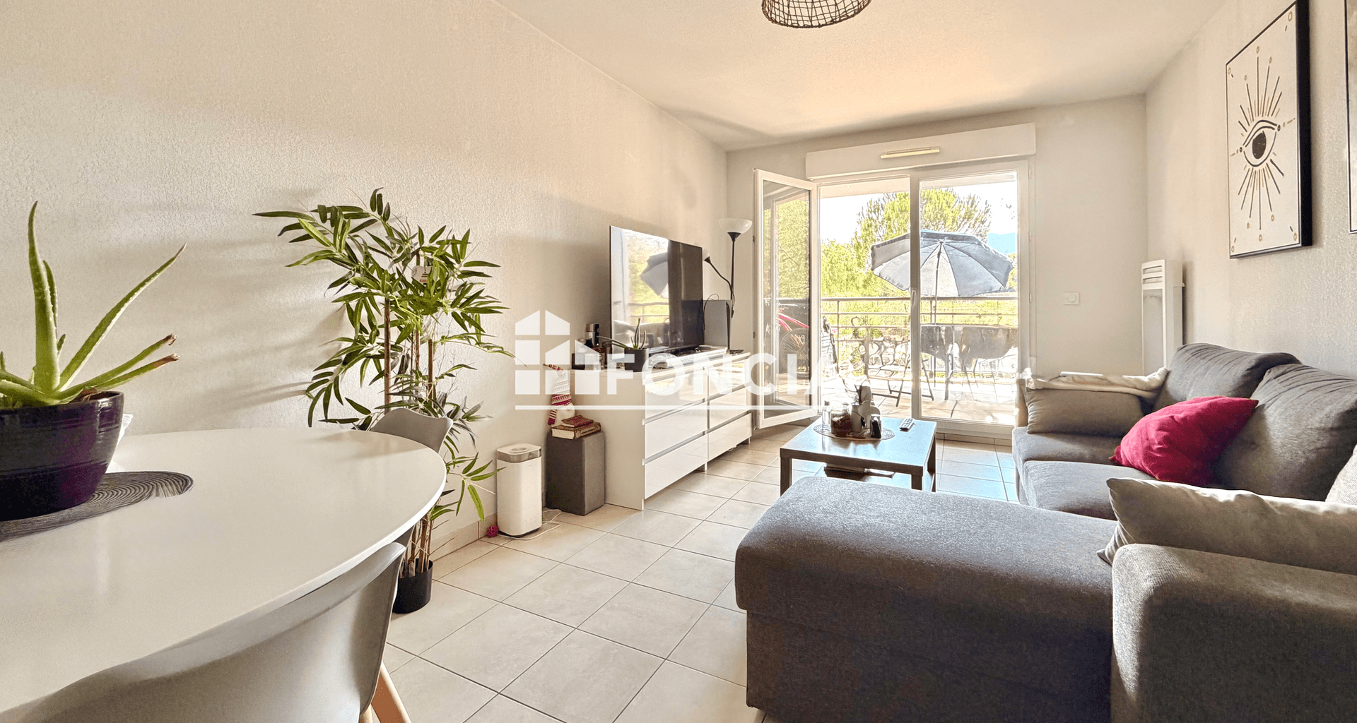 Appartement 3 pièces (53.8 m²) à vendre - Roquebrune-sur-argens (83520)