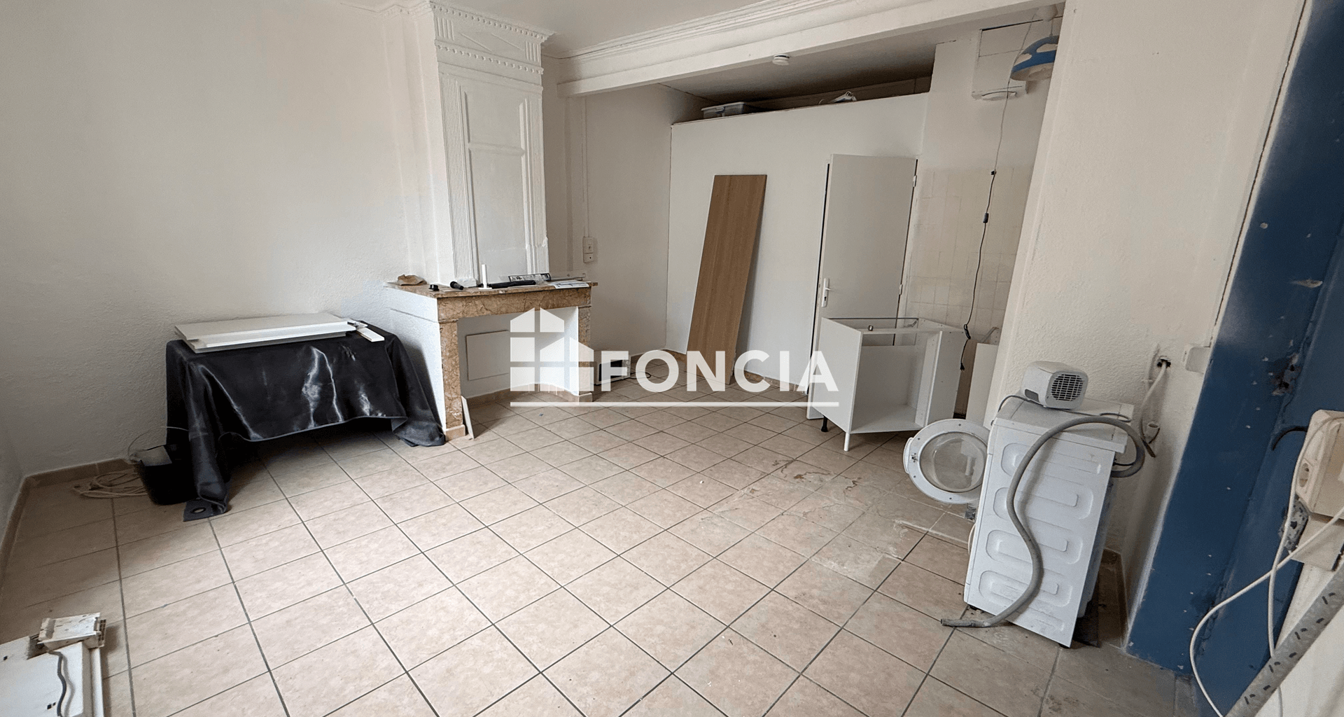 Studio (25.2 m²) à vendre - Saint-mitre-les-remparts (13920)