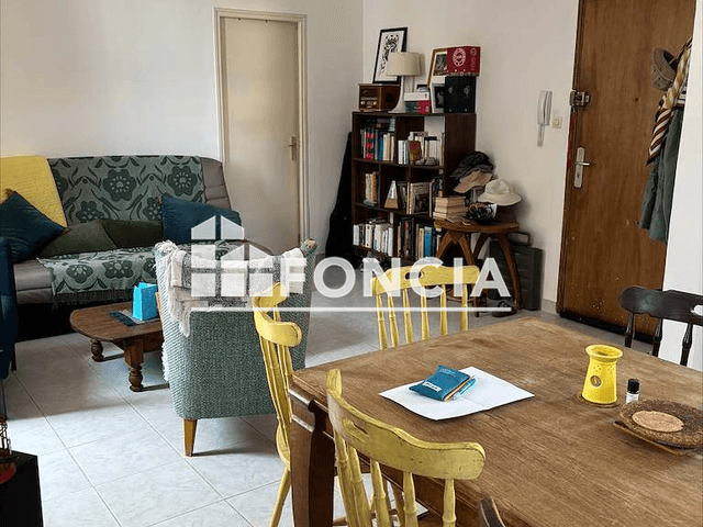 Appartement 4 pièces (110 m²) à louer - Arles (13200)
