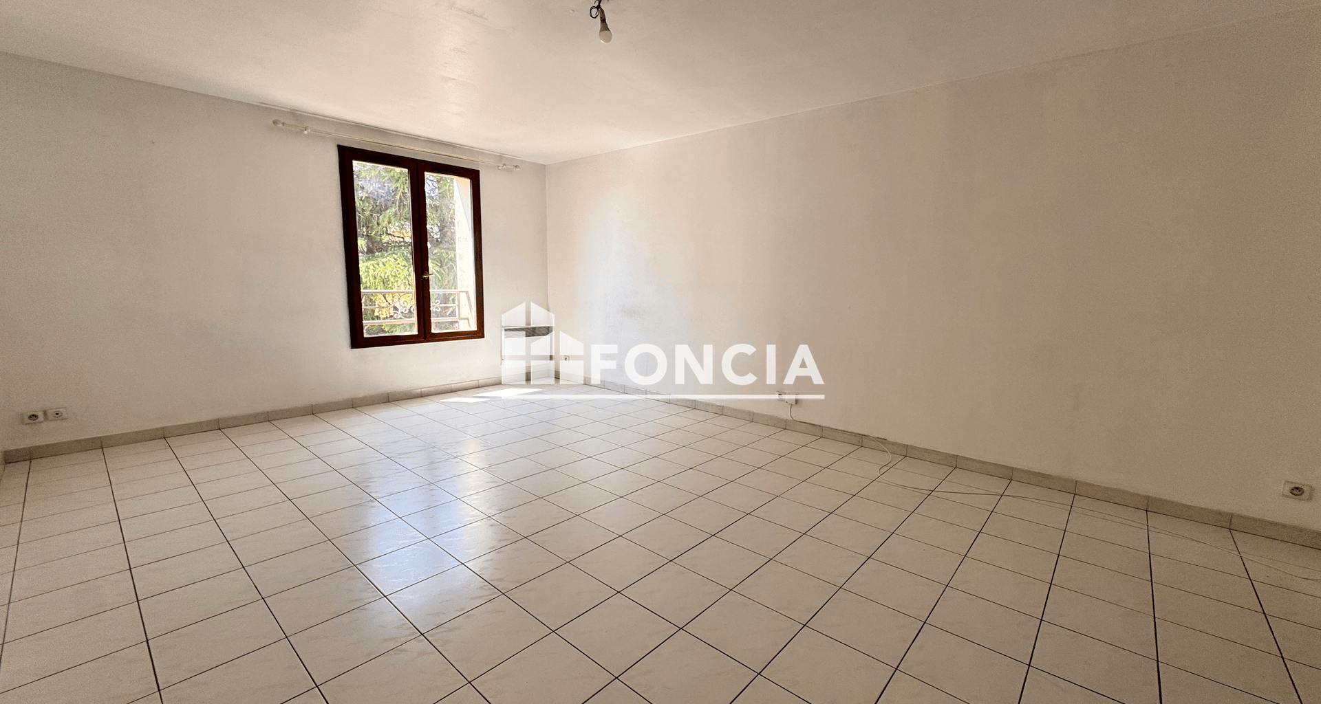 Appartement 2 pièces (49.47 m²) à louer - Hyères (83400)