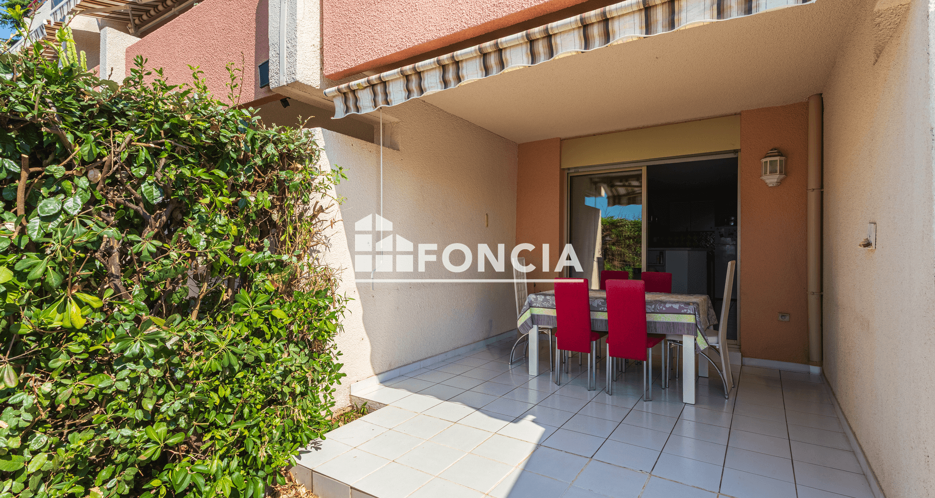 Appartement 2 pièces (47 m²) à vendre - Le Lavandou (83980)