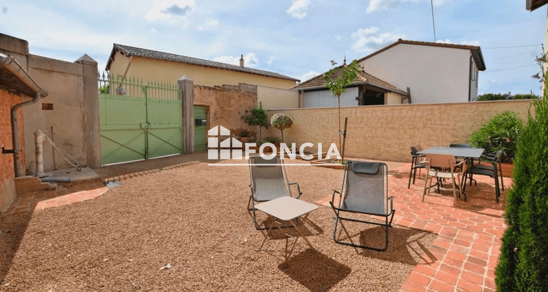 Maison 4 pièces (105.49 m²) à louer - Corcelles-en-beaujolais (69220)