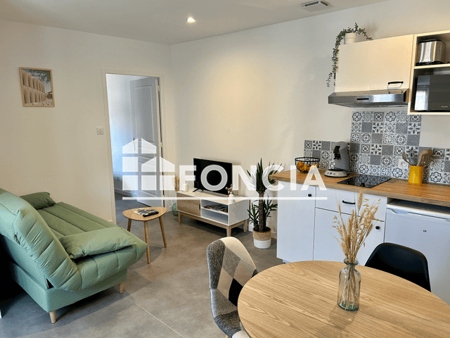 Appartement meublé 2 pièces (28.8 m²) à louer - Nimes (30000)