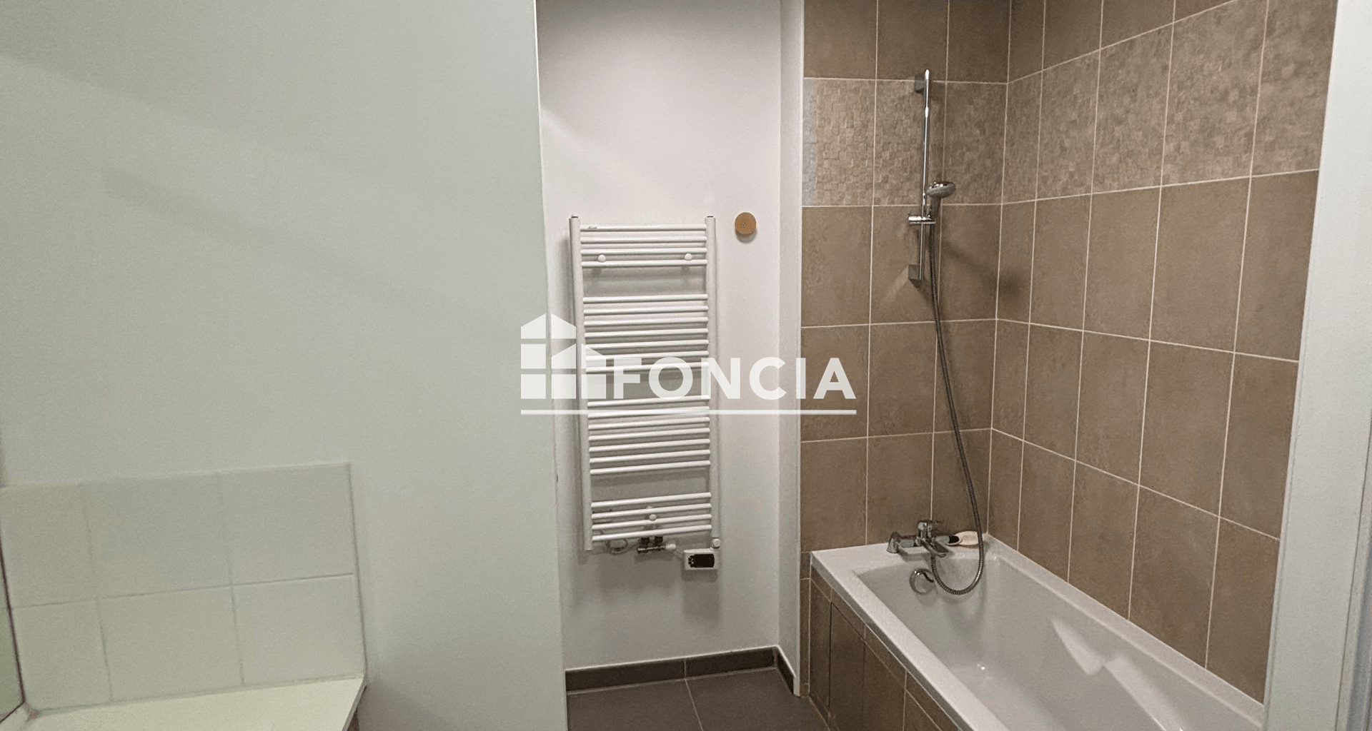 Appartement 4 pièces (82.3 m²) à louer - Colombes (92700)