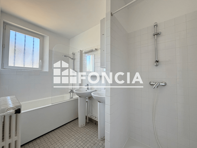 Maison 4 pièces (72.75 m²) à louer - Sours (28630)
