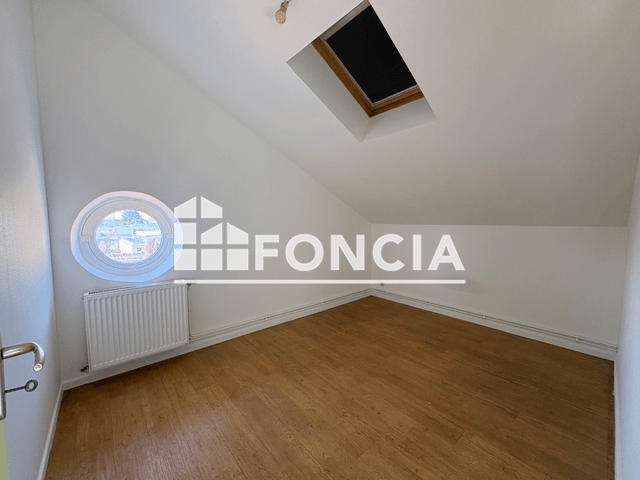 Appartement 2 pièces (45.6 m²) à louer - Bourg En Bresse (01000)