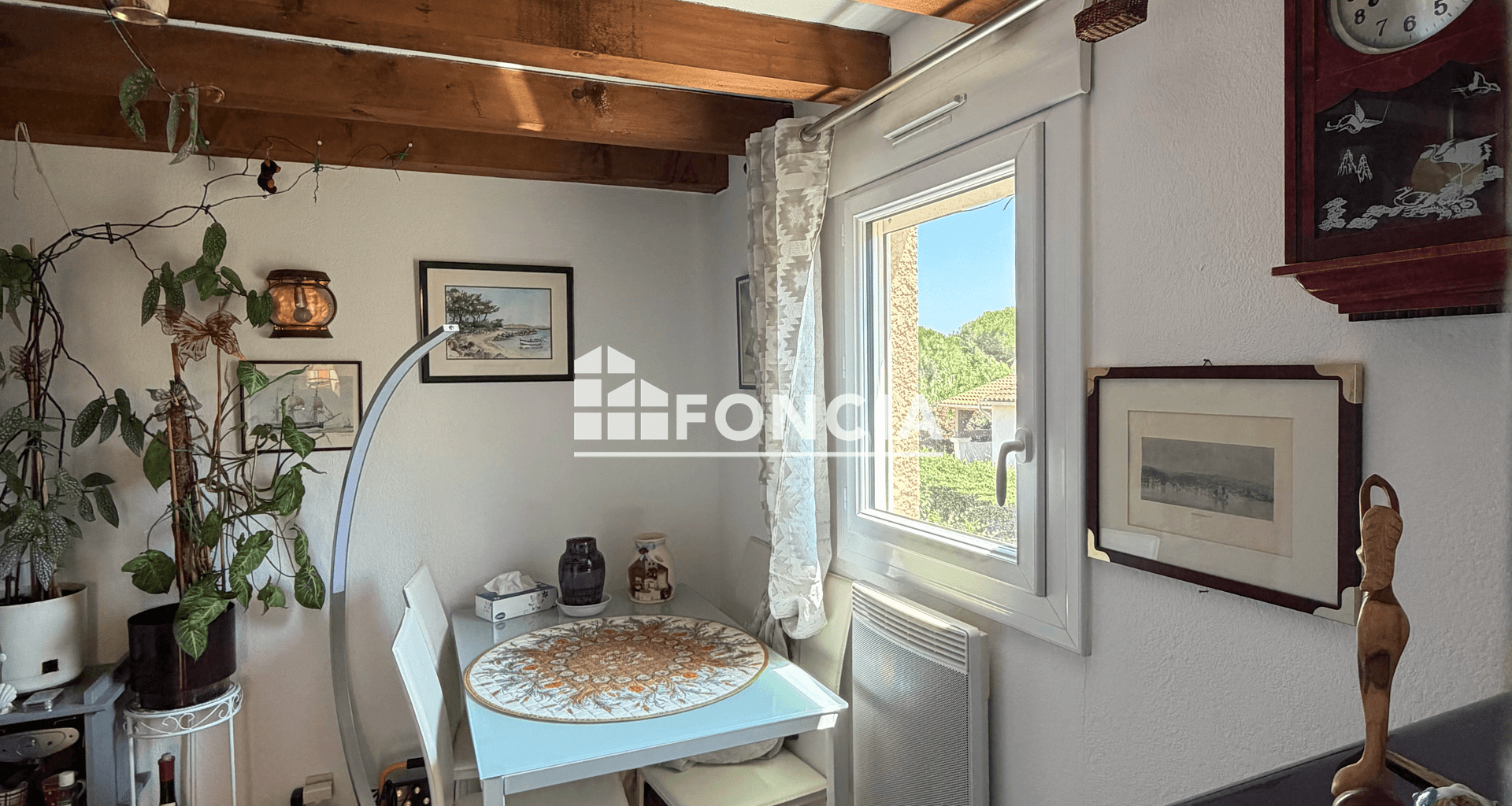 Studio (27 m²) à vendre - La Londe-les-maures (83250)