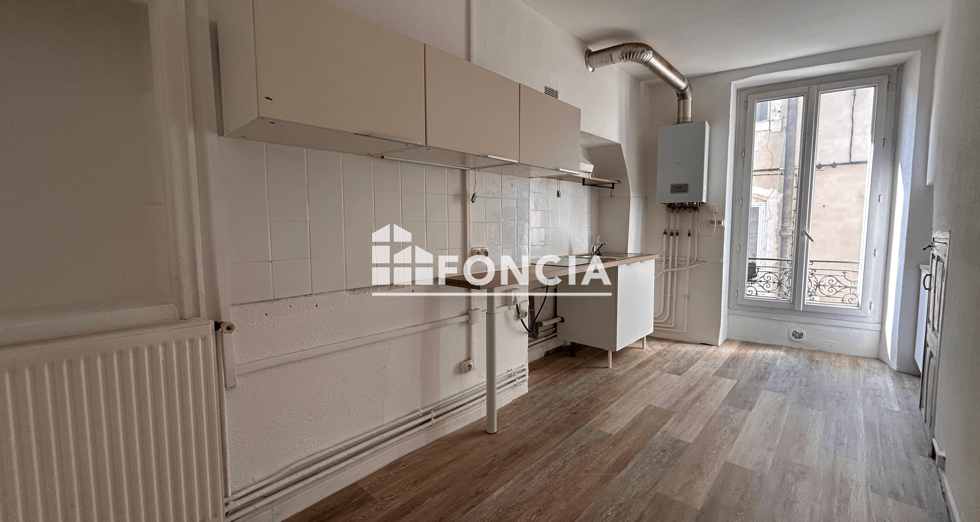 Appartement 4 pièces (81.82 m²) à louer - Nîmes (30000)