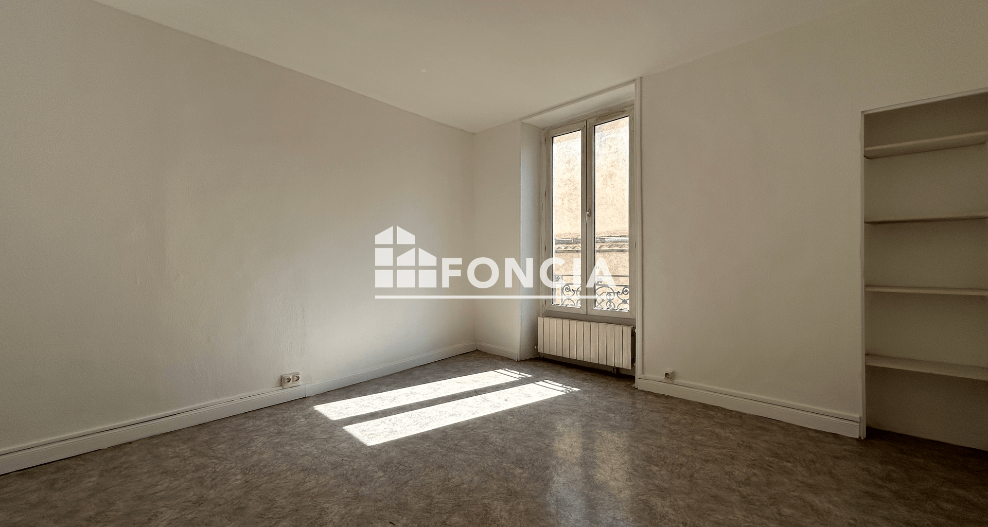 Appartement 4 pièces (81.82 m²) à louer - Nîmes (30000)