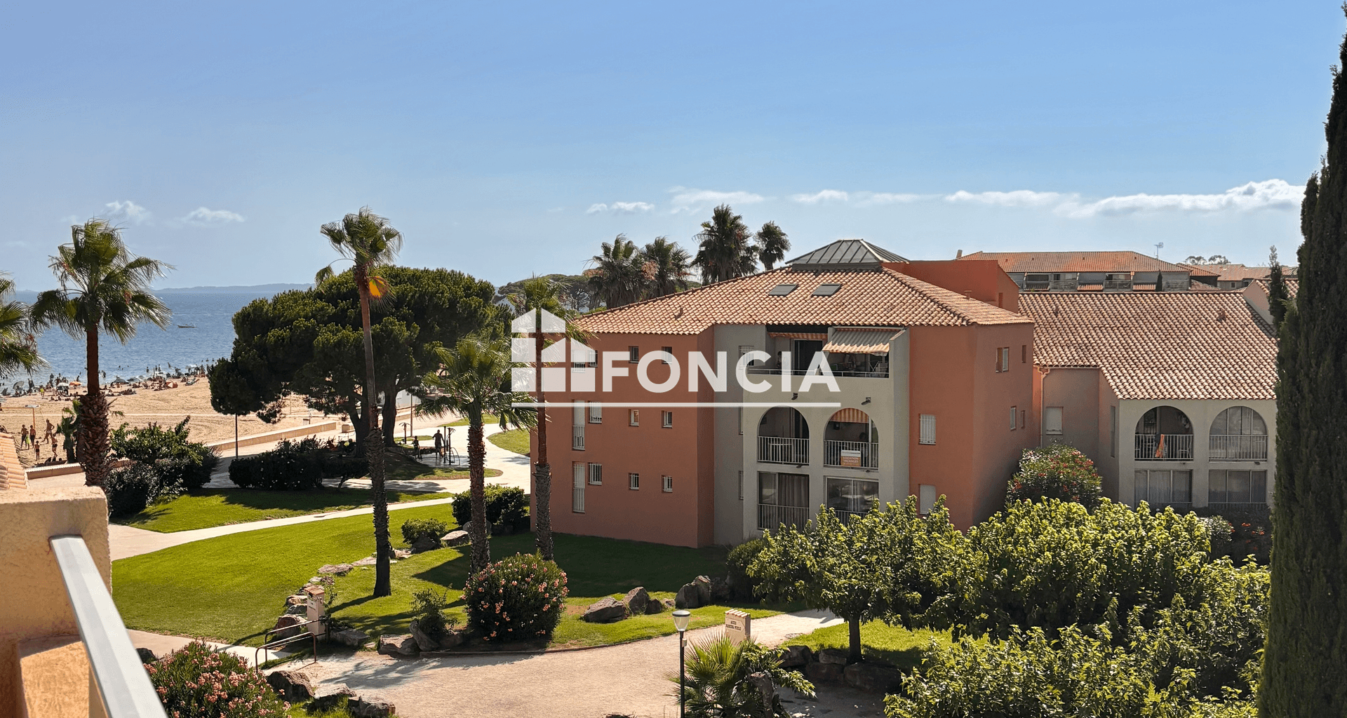 Appartement 3 pièces (27.4 m²) à vendre - La Londe-les-maures (83250)