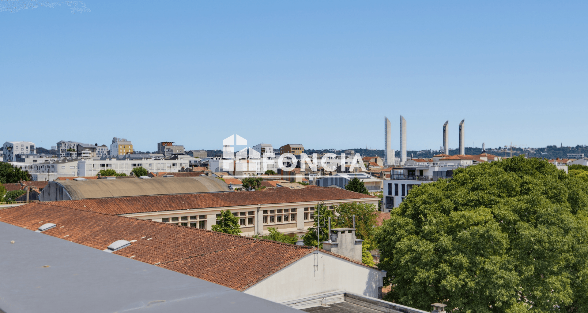 Appartement 4 pièces (80 m²) à vendre - Bordeaux (33300)