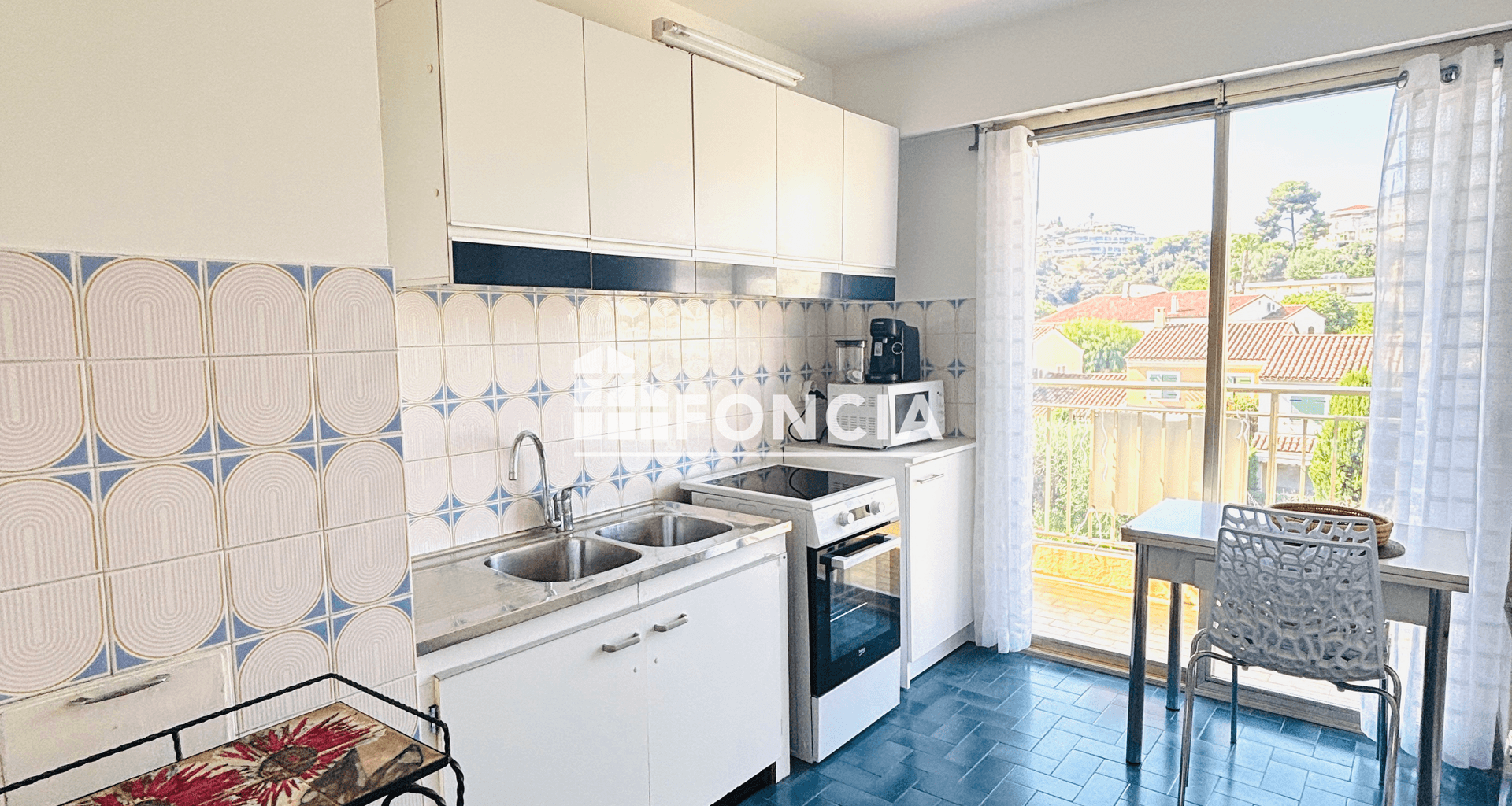 Appartement 2 pièces (63.13 m²) à vendre - Saint-laurent-du-var (06700)