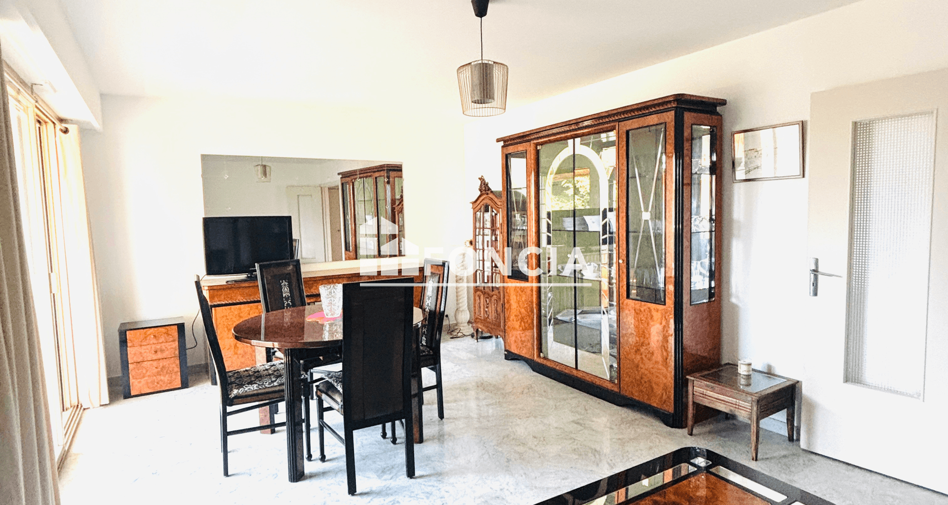 Appartement 2 pièces (63.13 m²) à vendre - Saint-laurent-du-var (06700)