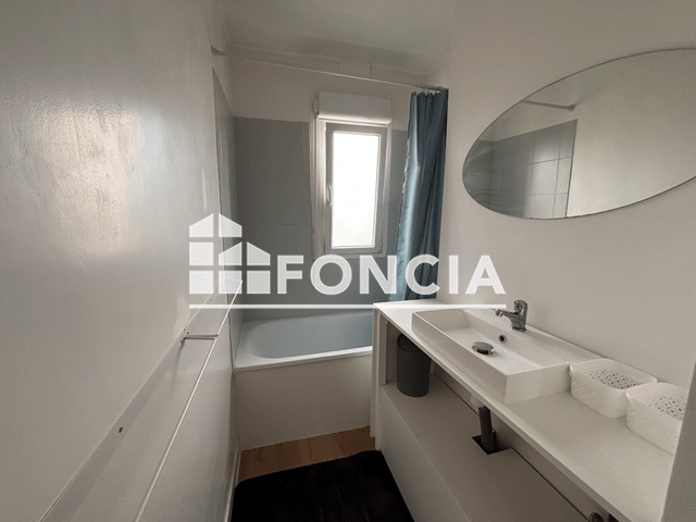Appartement meublé 3 pièces (51.4 m²) à louer - Vandoeuvre (54500)