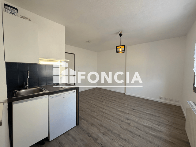 Studio (17.67 m²) à louer - Grenoble (38000)