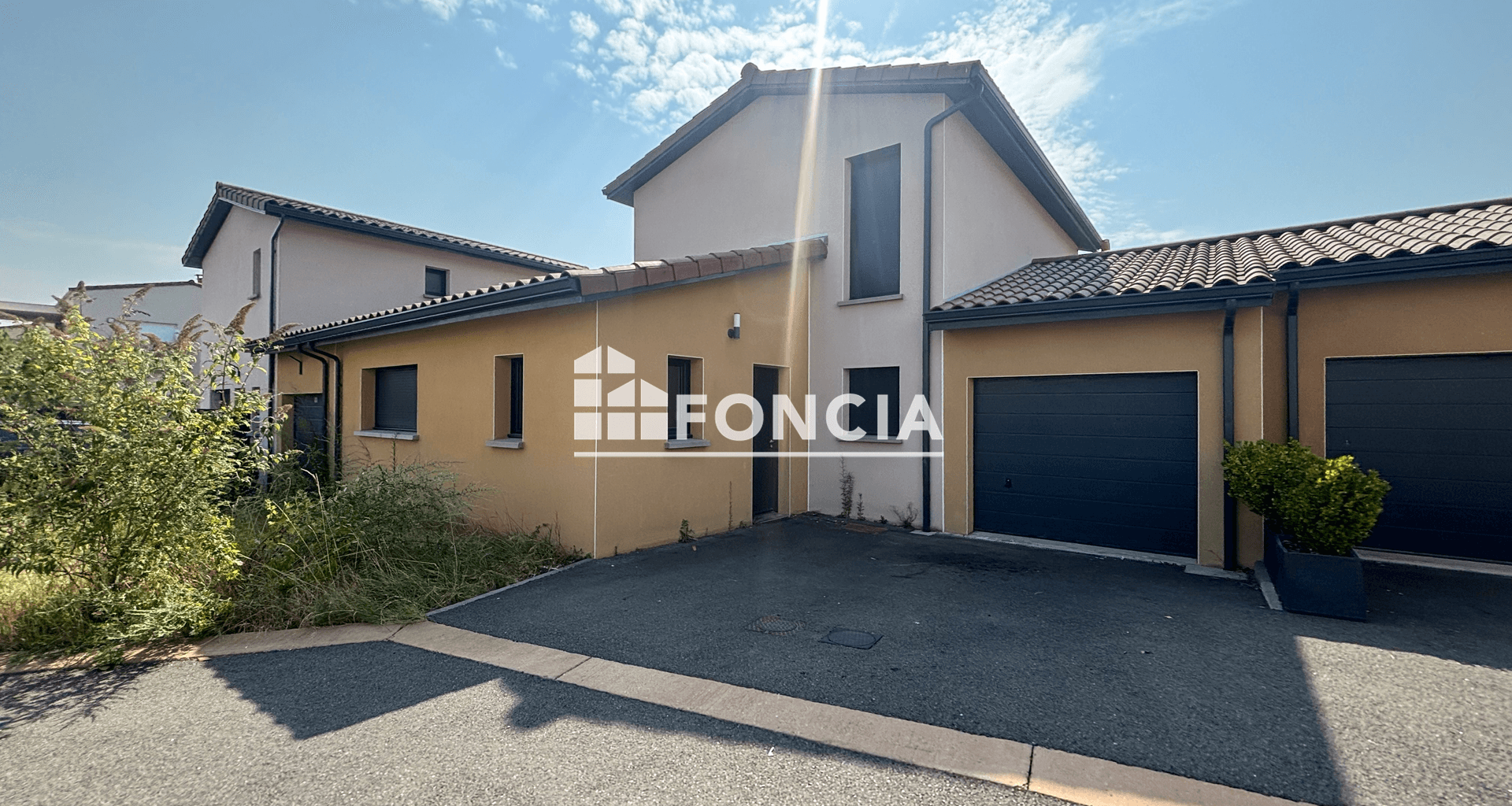 Maison 6 pièces (122.9 m²) à louer - Reyrieux (01600)
