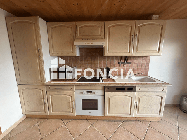 Studio (28 m²) à louer - Sallanches (74700)