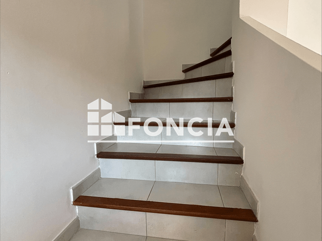 Maison 4 pièces (82.27 m²) à louer - Brignoles (83170)