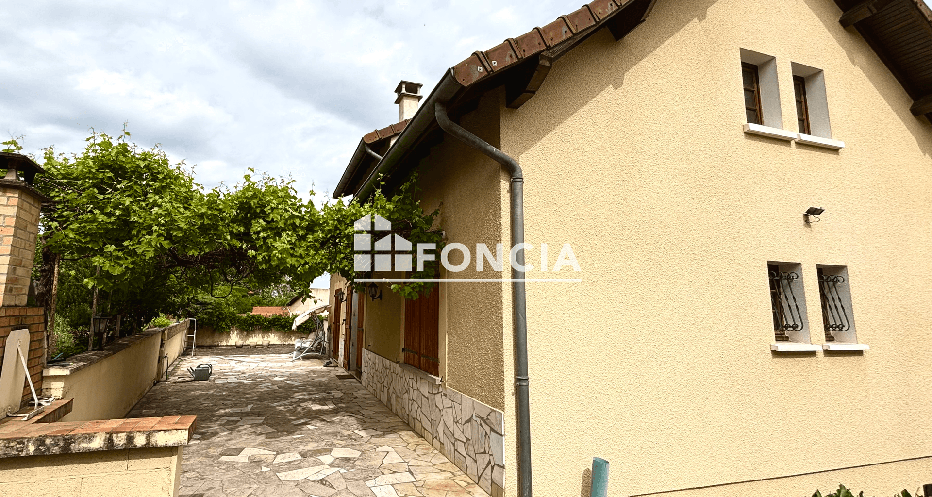 Maison 7 pièces (192 m²) à vendre - Roanne (42300)