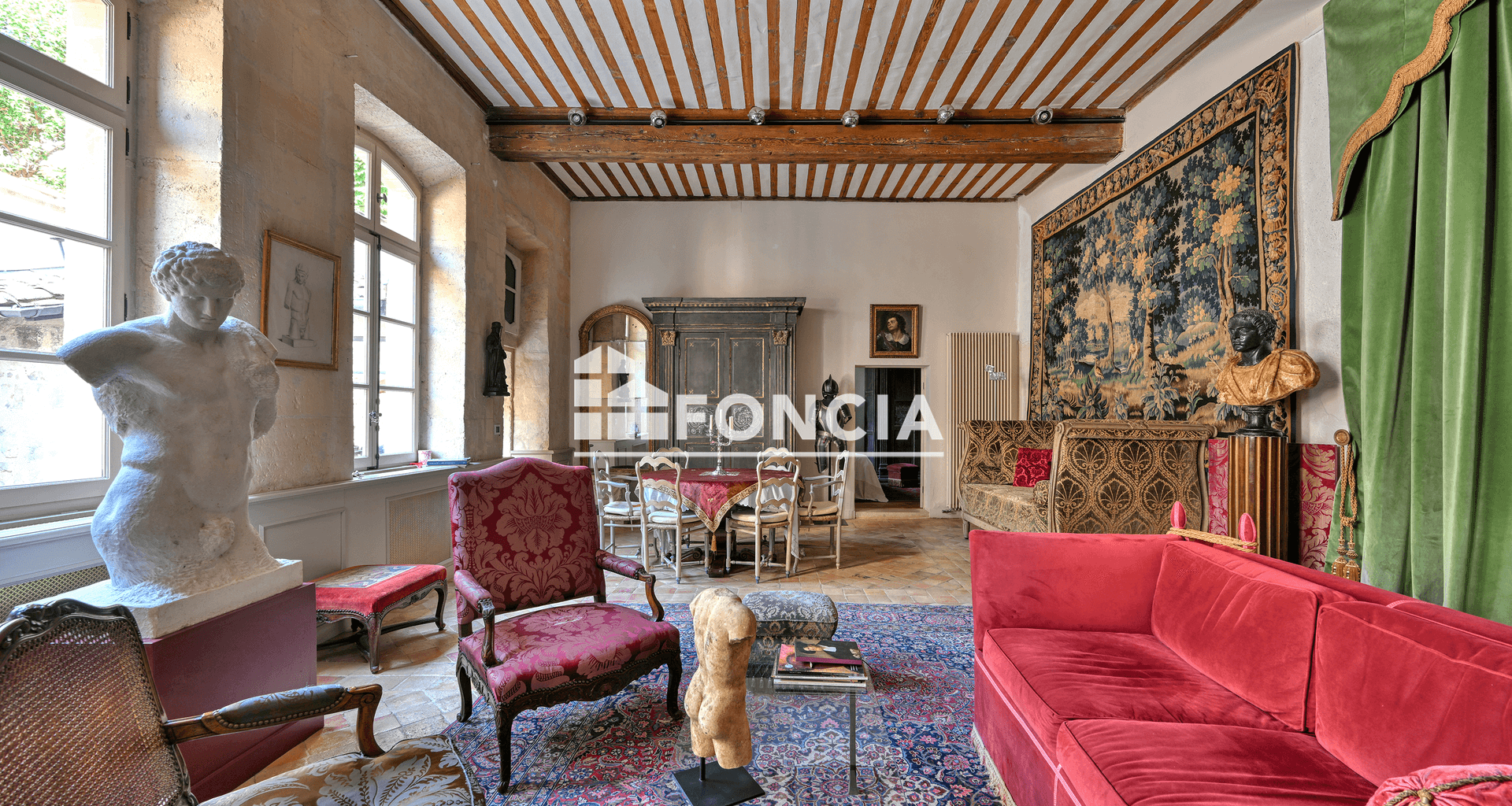 Appartement 4 pièces (104 m²) à vendre - Arles (13200)