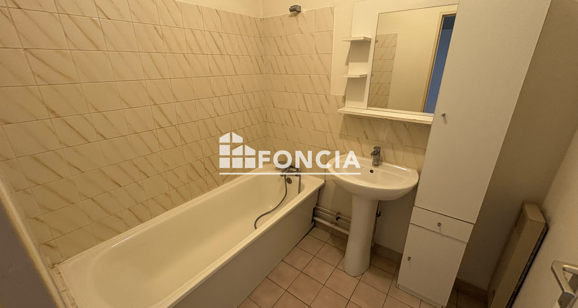 Appartement 2 pièces (55.08 m²) à louer - Lyon 8ᵉ (69008)