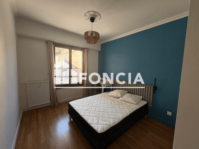 Appartement meublé 3 pièces (65.9 m²) à louer - - Nimes Cedex (30000)