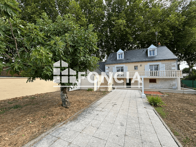 Maison 4 pièces (93 m²) à louer - Nazelles Negron (37530)