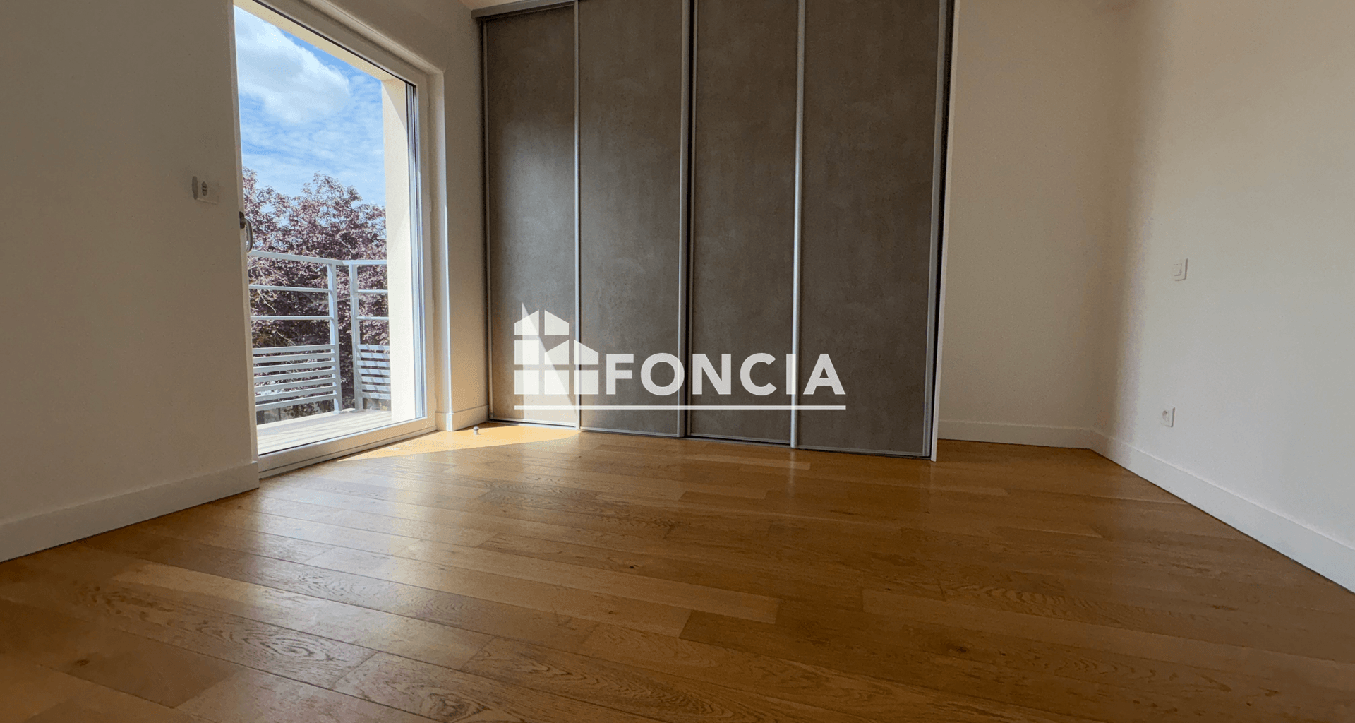 Appartement 4 pièces (75.84 m²) à vendre - Conflans-sainte-honorine (78700)