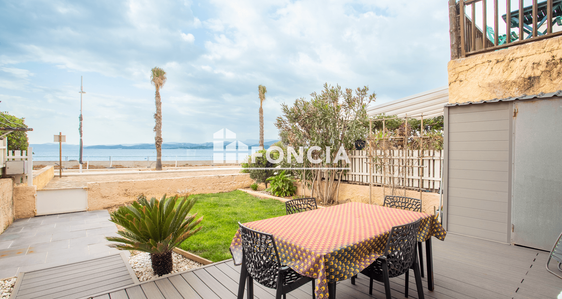 Appartement 2 pièces (55 m²) à vendre - Six-fours-les-plages (83140)