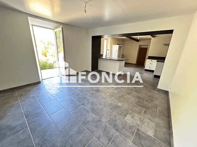 Maison 5 pièces (195.99 m²) à louer - Roquevaire (13360)