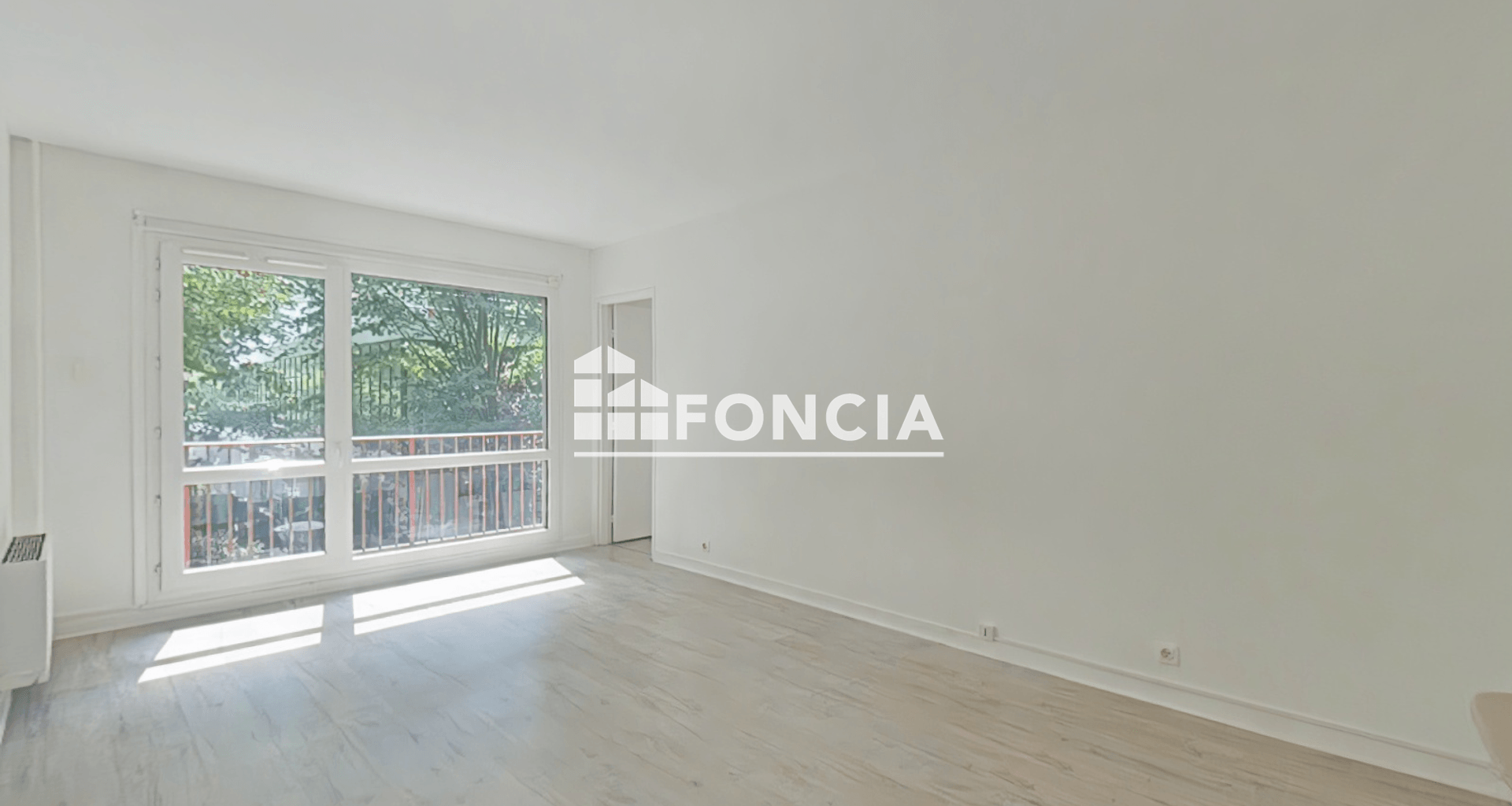 Appartement 2 pièces (0.024515 m²) à louer - Rosny-sous-bois (93110)
