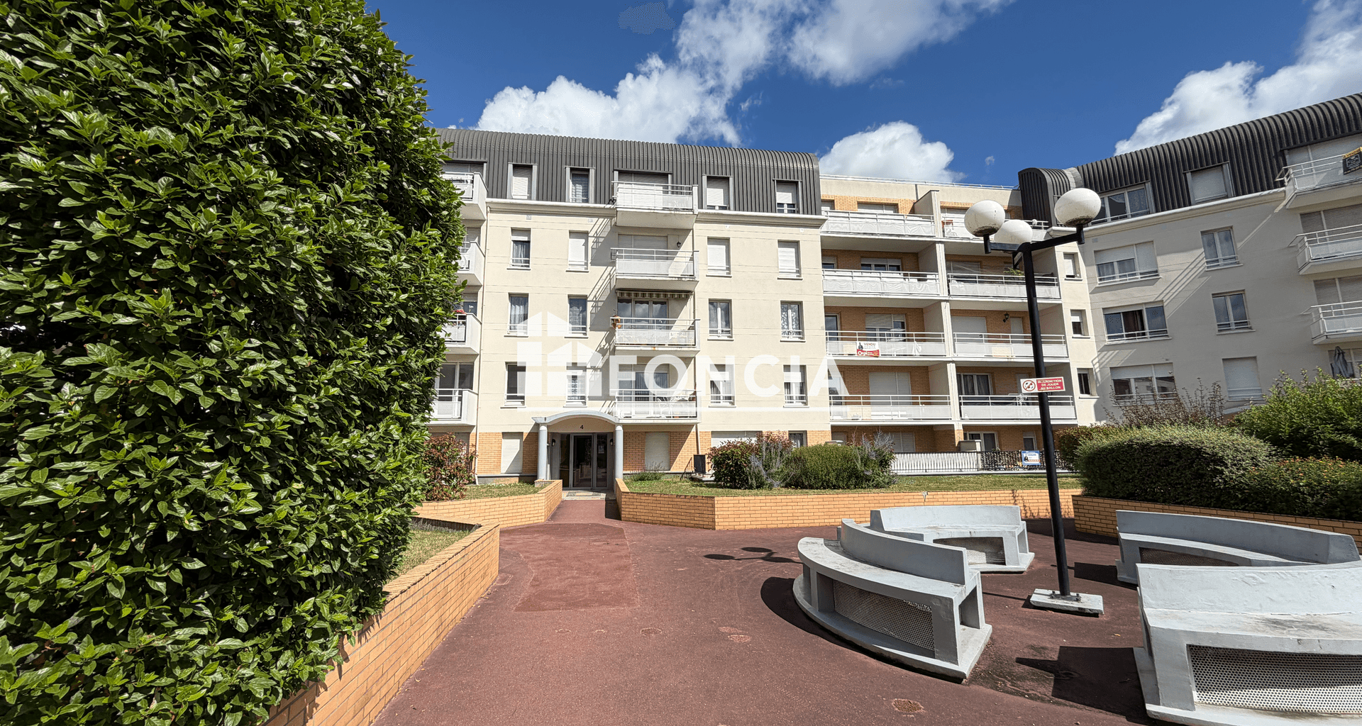 Appartement 2 pièces (36.77 m²) à louer - ÉVry-courcouronnes (91080)