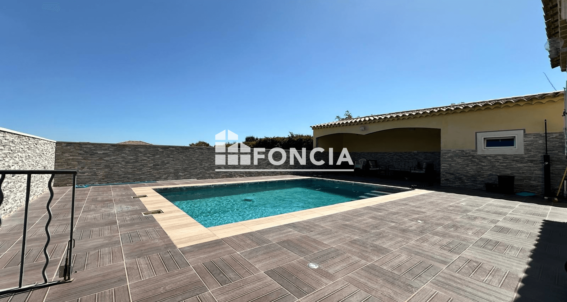 Maison 4 pièces (149 m²) à vendre - Rochefort-du-gard (30650)