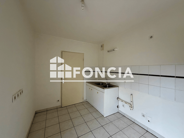 Appartement 3 pièces (72.8 m²) à louer - Strasbourg (67100)