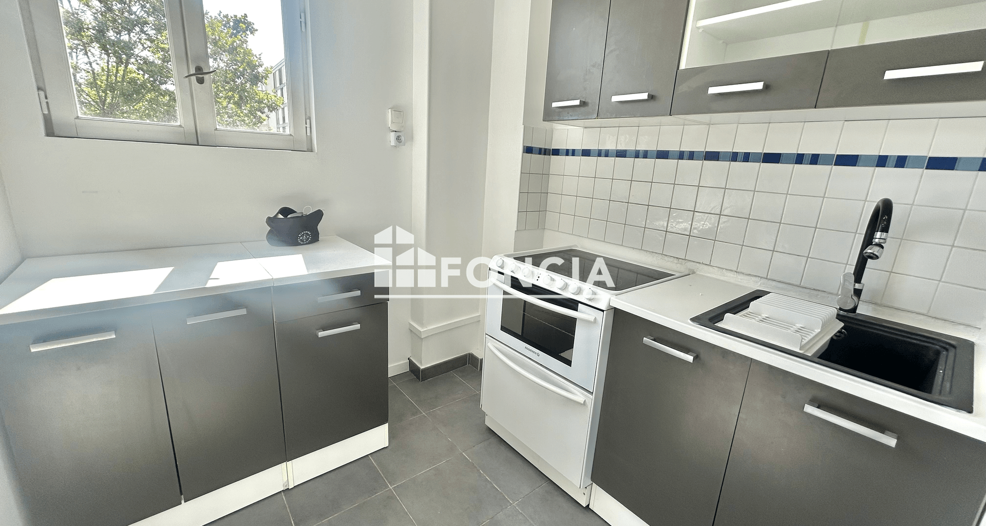 Appartement 2 pièces (41.2 m²) à louer - Montrouge (92120)