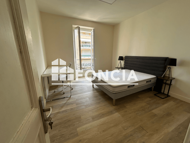 Appartement meublé 2 pièces (50.43 m²) à louer - Beausoleil (06240)