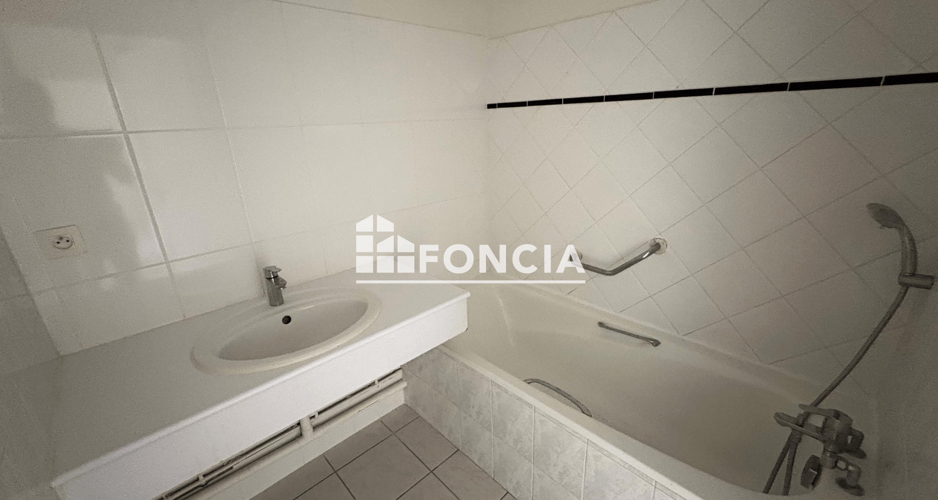 Appartement meublé 2 pièces (43 m²) à louer - Villeurbanne (69100)