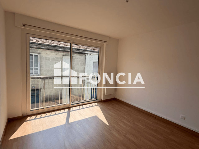 Appartement 2 pièces (39.47 m²) à louer - Angouleme (16000)