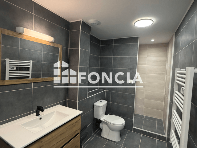 Appartement 2 pièces (39.47 m²) à louer - Angouleme (16000)