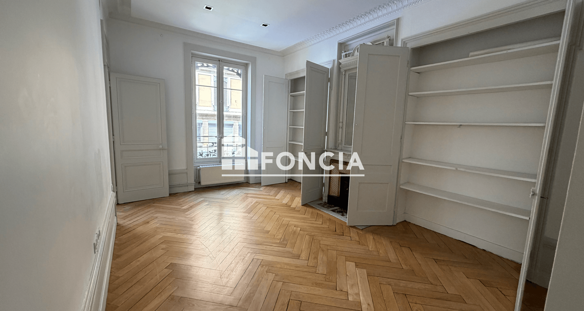 Appartement 3 pièces (84.87 m²) à louer - Lyon 1ᵉʳ (69001)