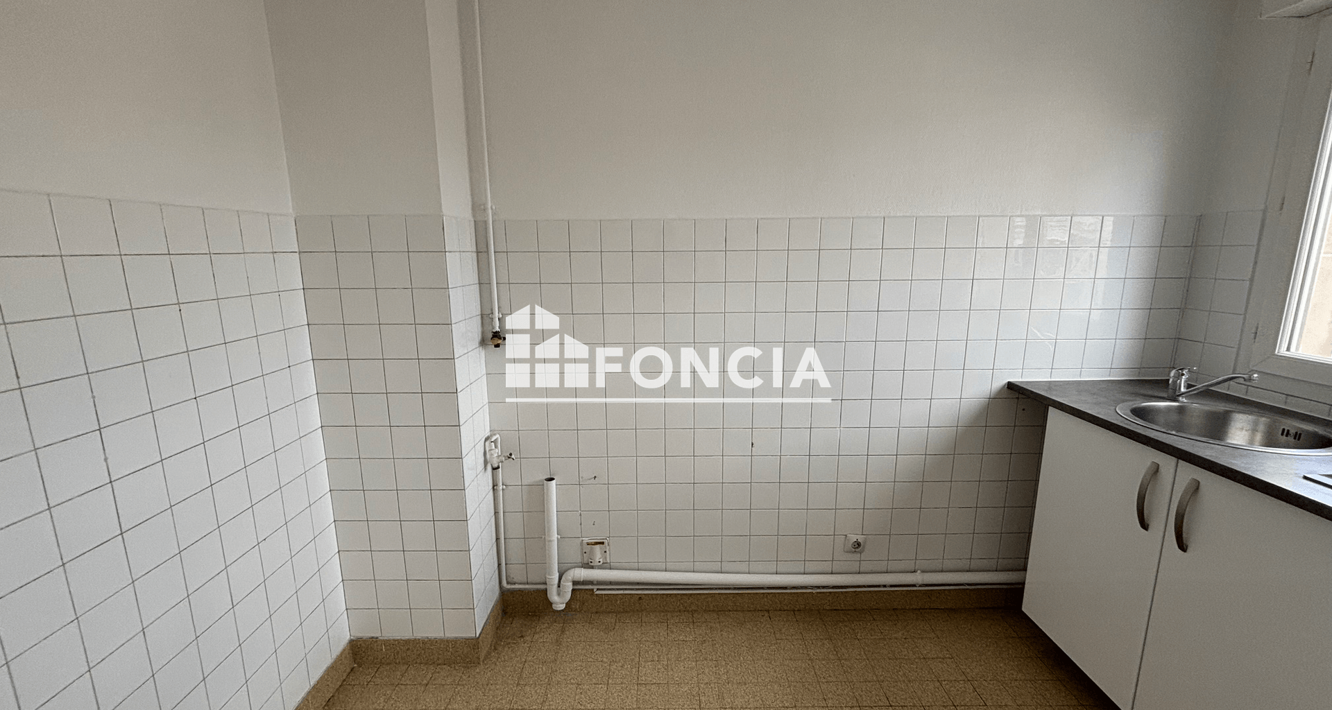 Studio (27.46 m²) à louer - La Varenne St Hilaire (94210)