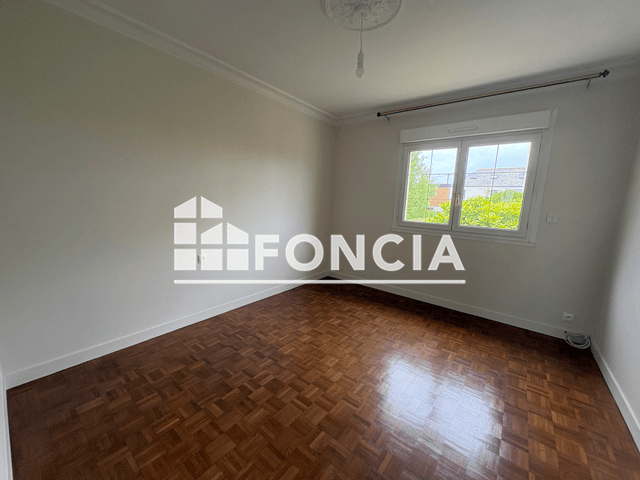 Maison 5 pièces (102 m²) à louer - Plougastel (29470)