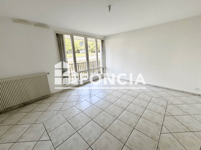 Appartement 3 pièces (67.25 m²) à louer - Ferney Voltaire (01210)