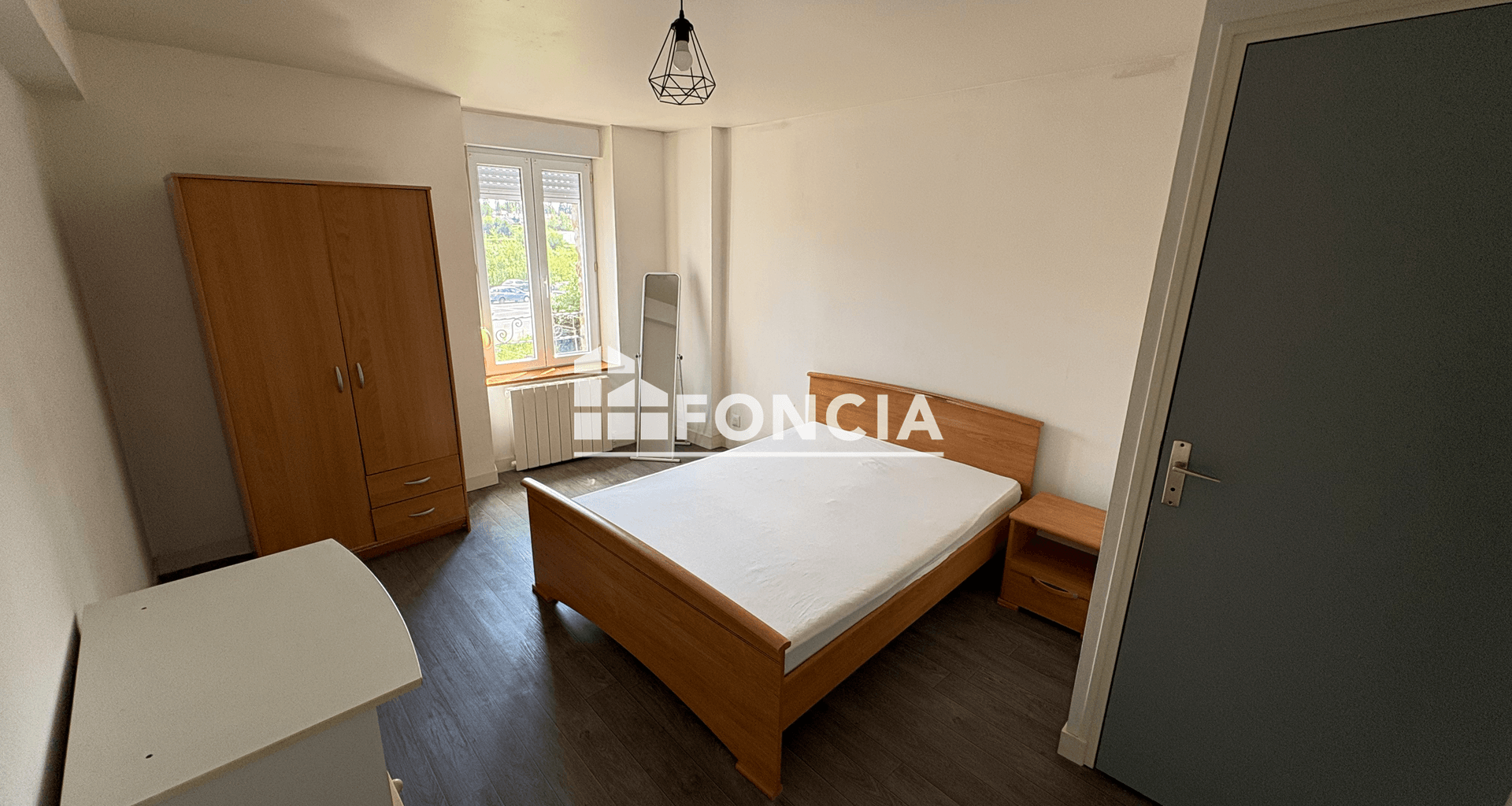 Appartement meublé 2 pièces (40 m²) à louer - Flers (61100)