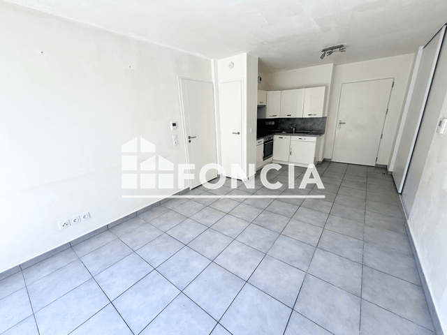 Appartement meublé 2 pièces (40.3 m²) à louer - Gex (01170)