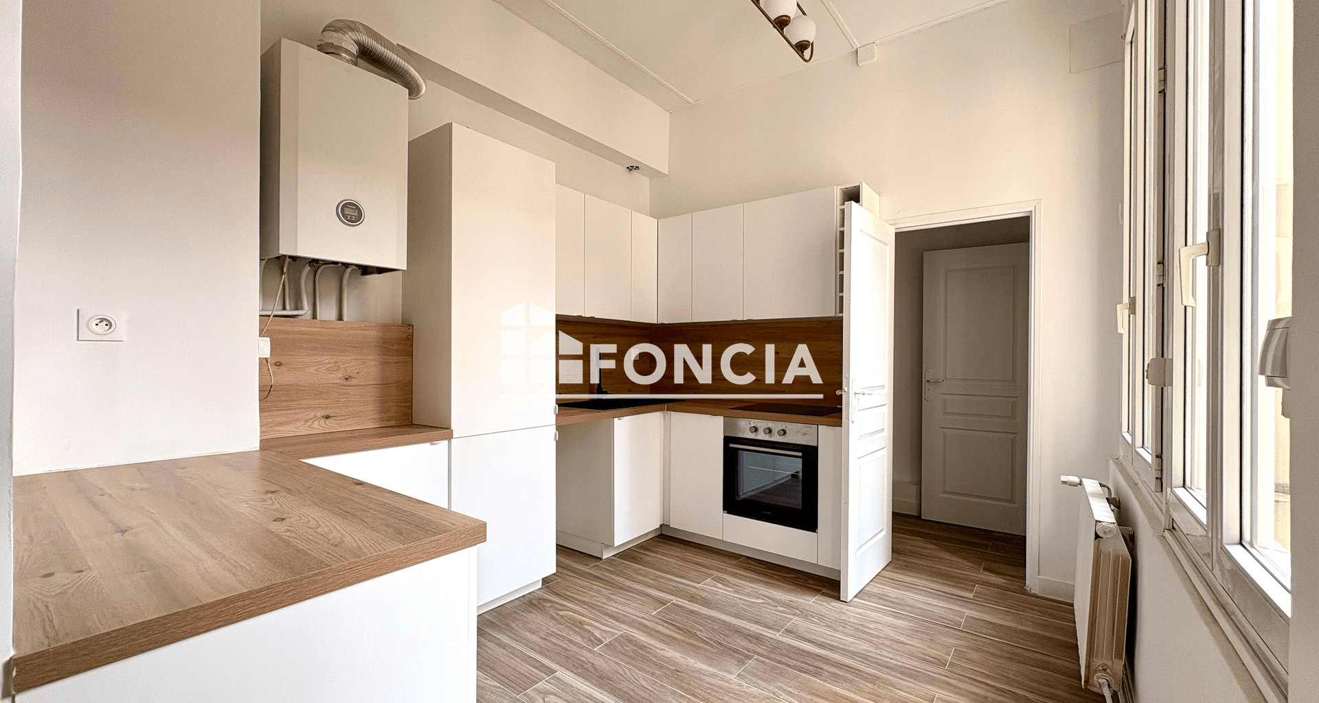 Appartement 4 pièces (98.4 m²) à louer - Saint-étienne (42000)
